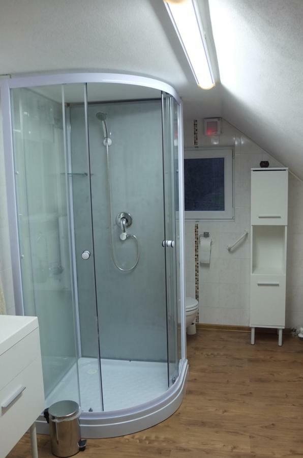 Apartman75 Tisnov Esterno foto